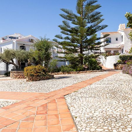 Capistrano Village B, 1 bedroom + free wi-fi Nerja Esterno foto