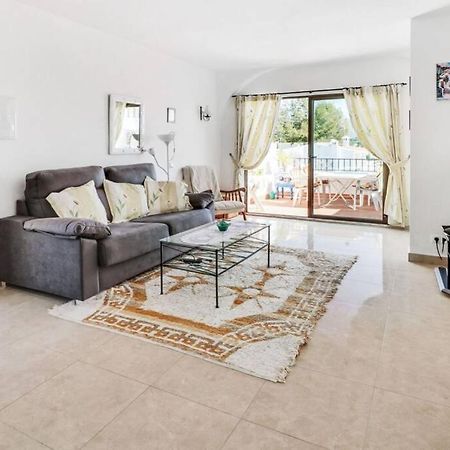 Capistrano Village B, 1 bedroom + free wi-fi Nerja Esterno foto