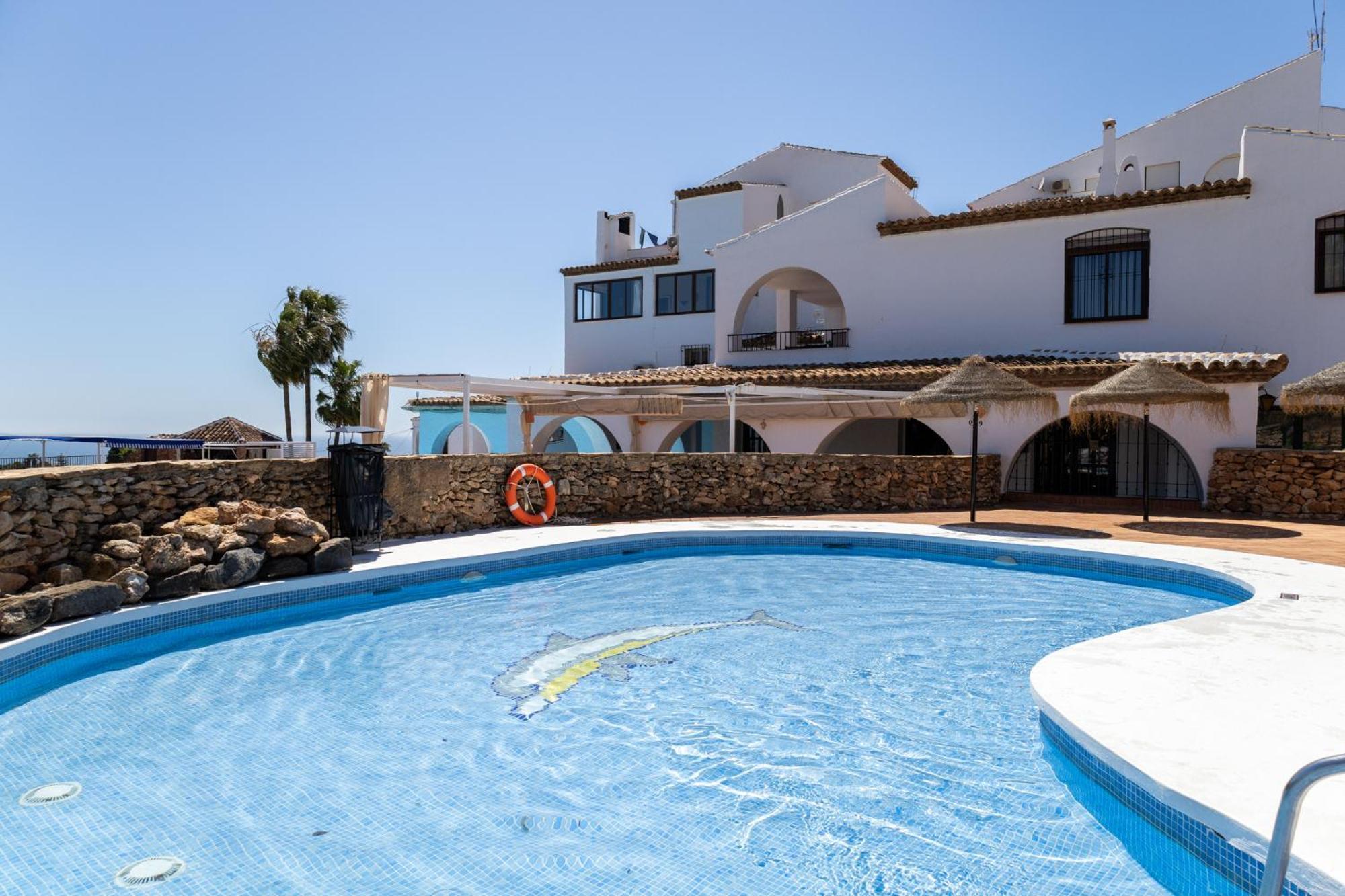 Capistrano Village B, 1 bedroom + free wi-fi Nerja Esterno foto